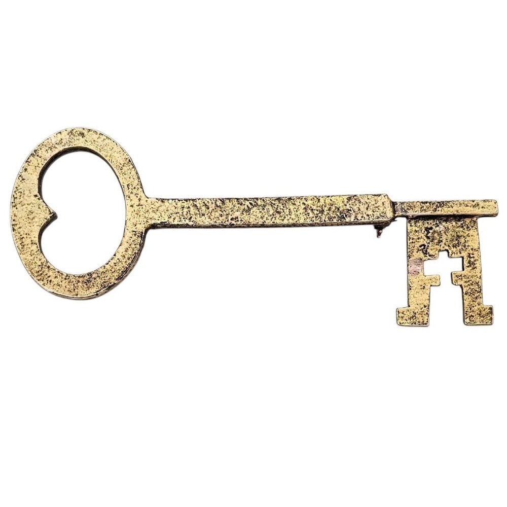 MR. WE Skeleton Key Brooch Gold Tone Pin, Signed